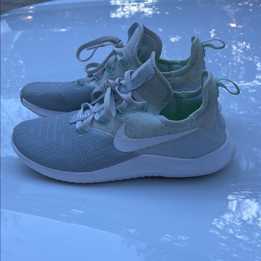 Nike Free Light Gray and White Running Shoes